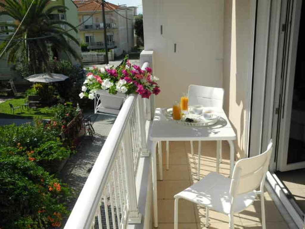 Stratis Summertime Apartment Ліменас Екстер'єр фото