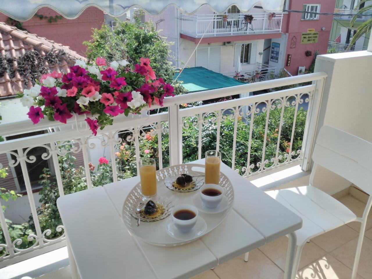 Stratis Summertime Apartment Ліменас Екстер'єр фото